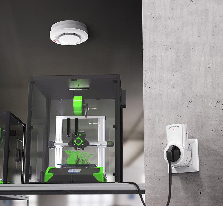 Smoke detector and connected socket in 3d printer enclosure